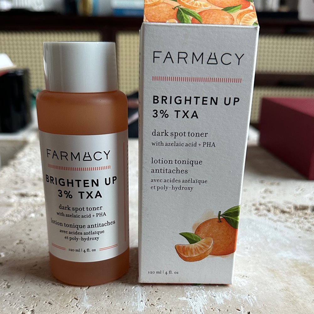 Farmacy Brighten Up 3% TXA Toner - Orange and White